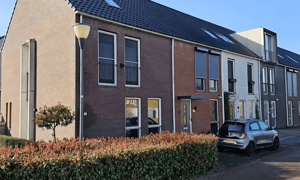 Huis | 141m² | €2195,-