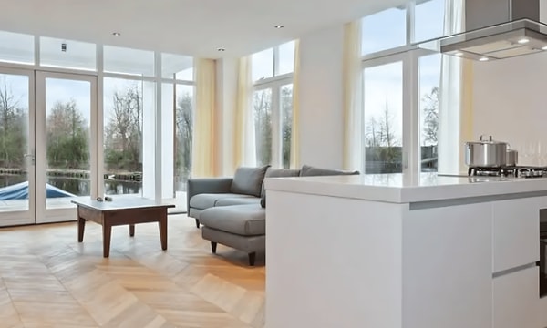 Kamer | 85m² | €2150,-