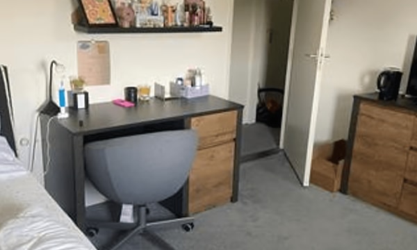 Kamer | 13m² | Nieuweweg | €335,-