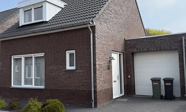 Kamer | 104m² | €1500,-