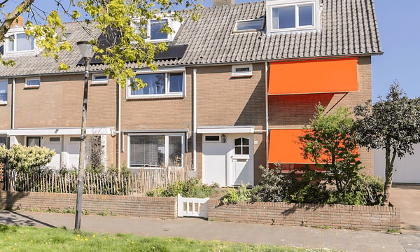 Kamer | 123m² | €2750,-
