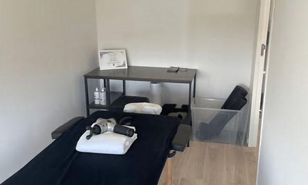 Studio | Strevelsweg | €500,-