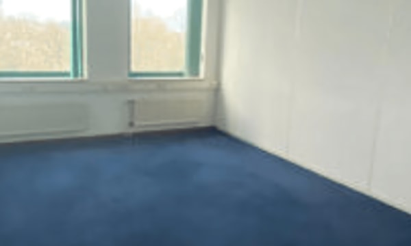 Anti-kraak | 350m² | €350,-