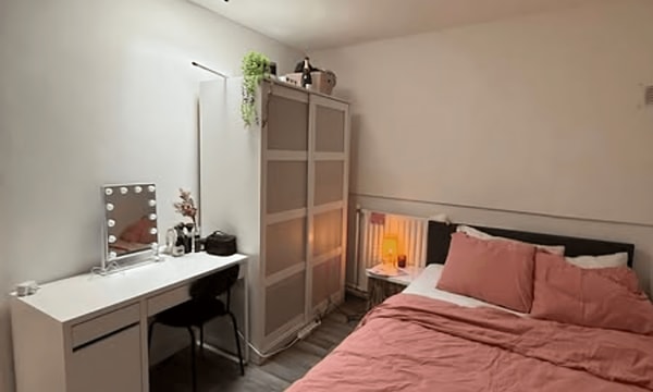 Huis | 160m² | €700,-