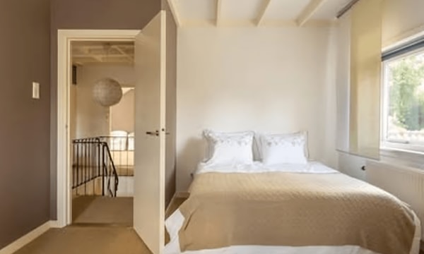 Huis | m² | €1100,-