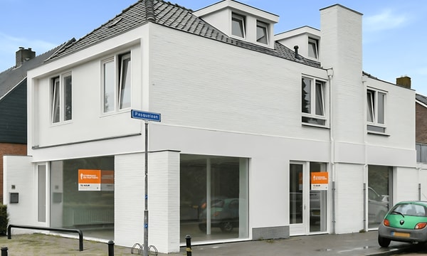 Kamer | 138m² | €640,-
