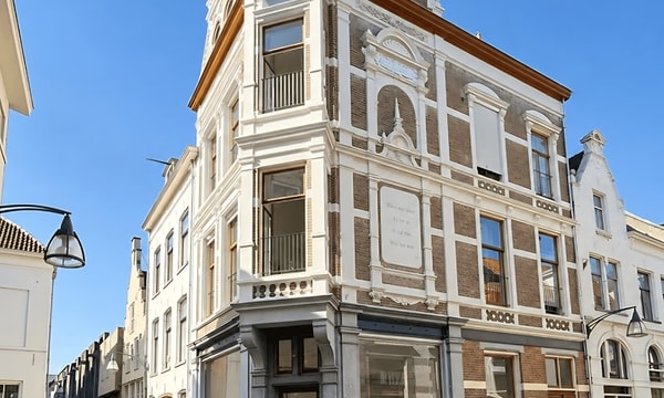 Studio | 50m² | €1750,-