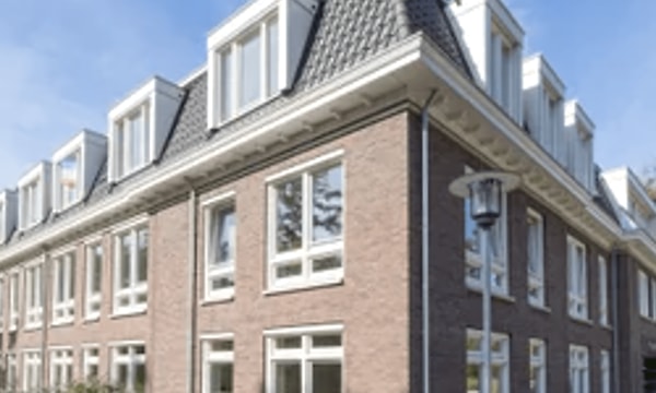 Kamer | 70m² | €1657,-