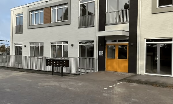 Kamer | 70m² | €1385,-