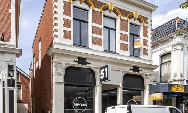Huis | m² | €884,-