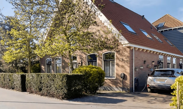 Huis | 289m² | €3250,-