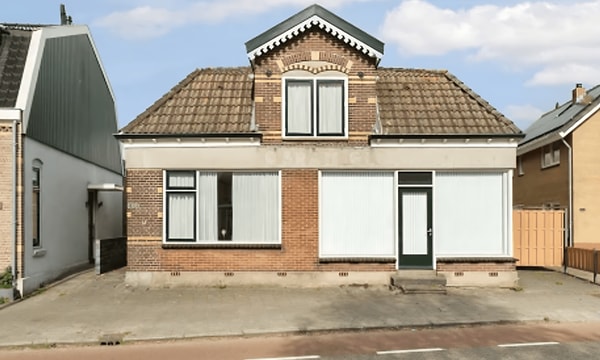 Kamer | 170m² | €2600,-
