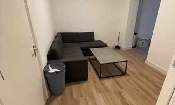 Studio | m² | €800,-
