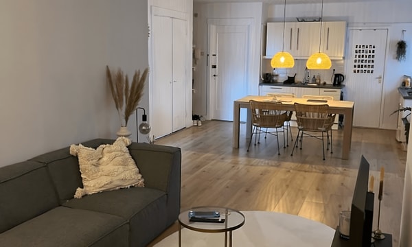 Huis | 50m² | €1000,-