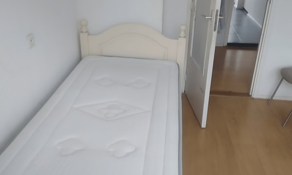 Kamer | 10m² | €700,-