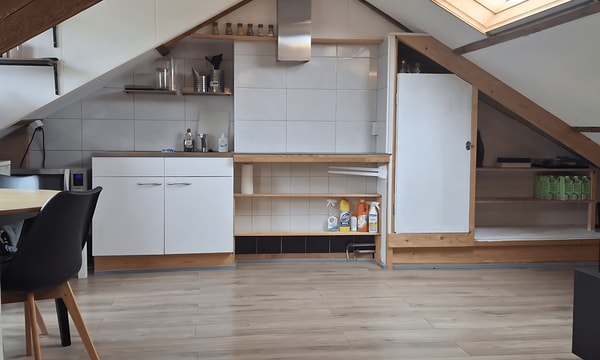 Kamer | 18m² | €560,-