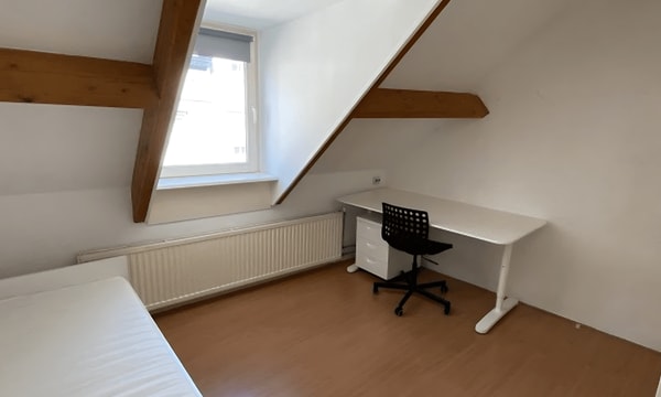 Kamer | m² | €684,-