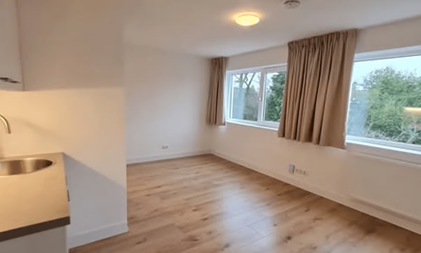 Studio | m² | €700,-