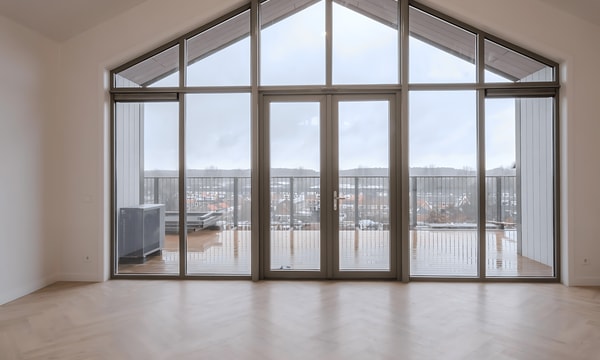 Kamer | 84m² | €2500,-