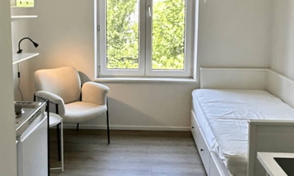 Studio | m² | €604,-