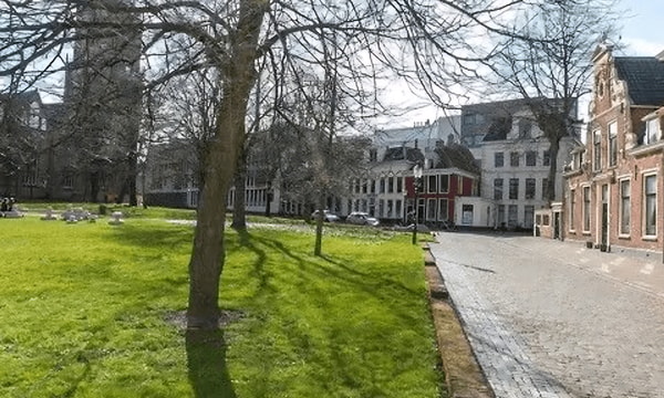 Huis | 96m² | €2100,-