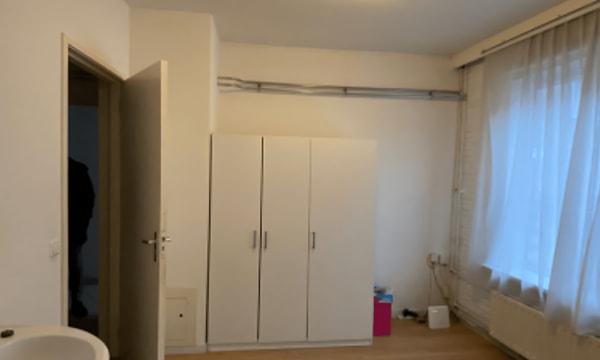 Kamer | m² | €555,-