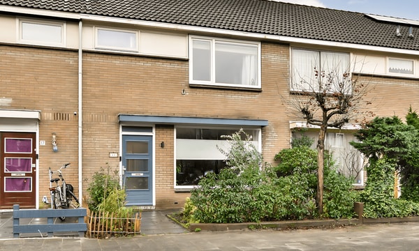 Huis | 128m² | Bagdaddreef | €2250,-
