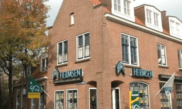 Huis | 950m² | €950,-