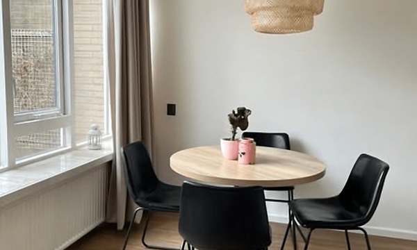 Huis | 117m² | €1075,-