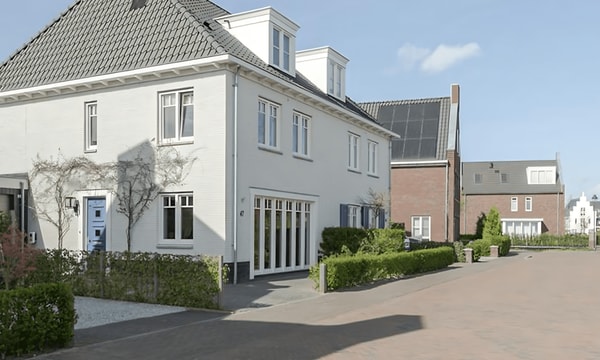 Kamer | 166m² | €3500,-