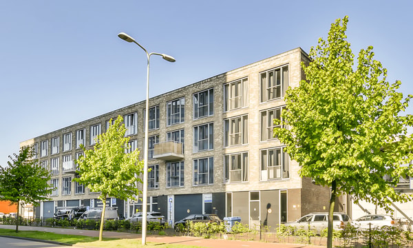 Huis | 28m² | Waldorpstraat | €788,-