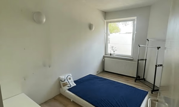 Kamer | m² | €480,-