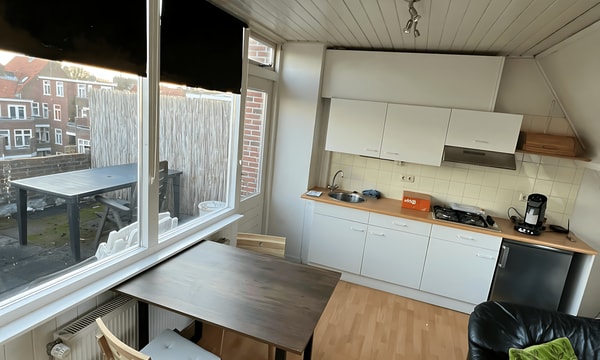 Kamer | 24m² | €890,-
