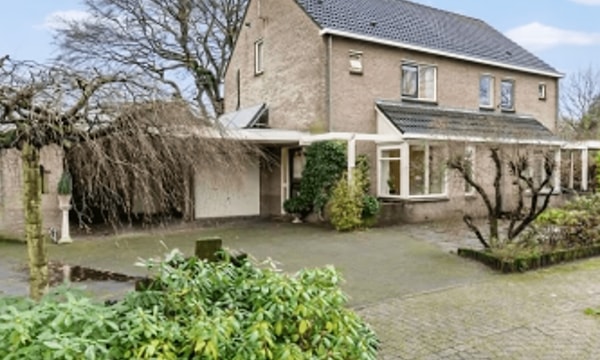Huis | 1850m² | €1850,-