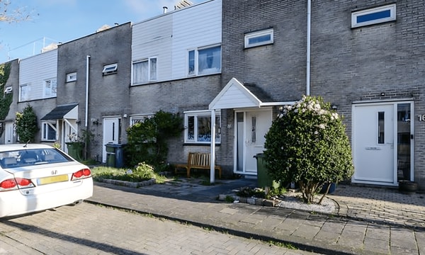 Huis | 103m² | €2025,-