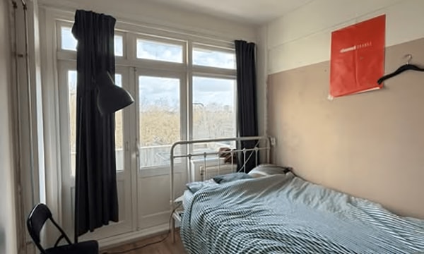 Kamer | m² | €800,-