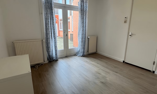 Studio | 12m² | €360,-