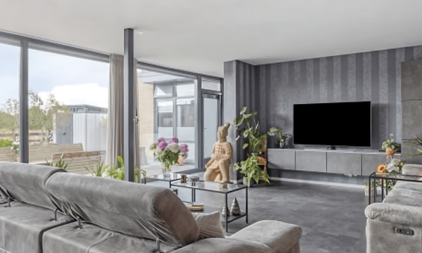 Kamer | 155m² | €2350,-