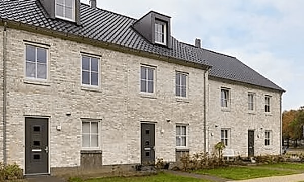 Kamer | 104m² | €1415,-
