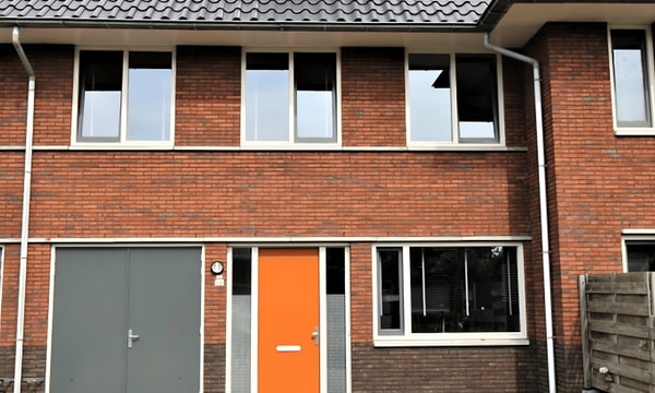 Kamer | 104m² | €2695,-