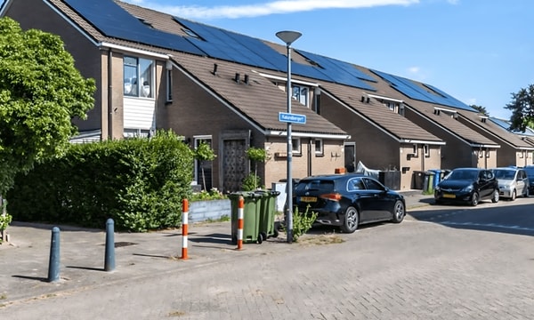 Kamer | 141m² | €1540,-