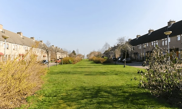 Kamer | 141m² | €1459,-