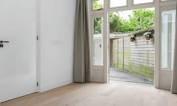 Kamer | 141m² | €2650,-
