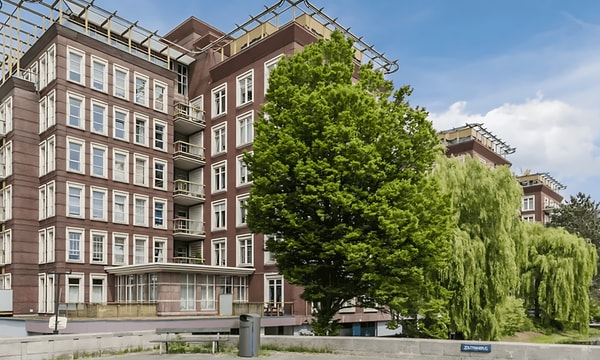 Kamer | 141m² | €1214,-