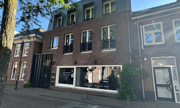Kamer | 141m² | €1485,-
