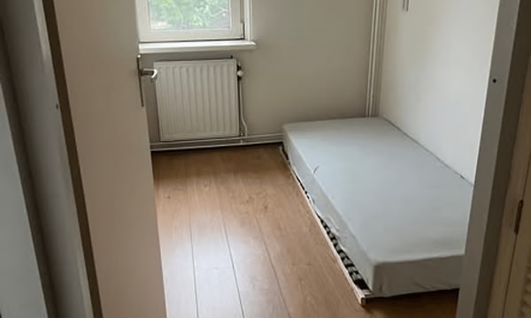 Studio | m² | €800,-