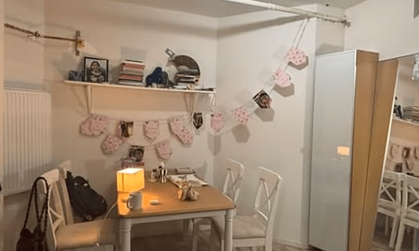 Huis | m² | €700,-