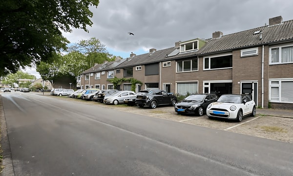 Huis | 135m² | €2250,-