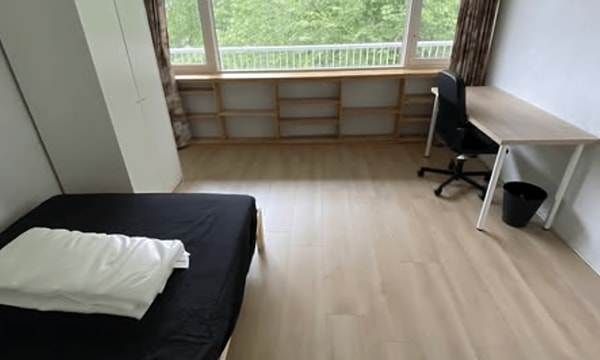 Kamer | m² | €950,-