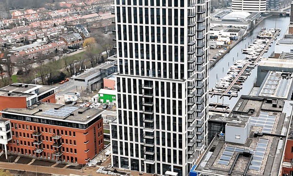 Kantoor | 301m² | €200,-